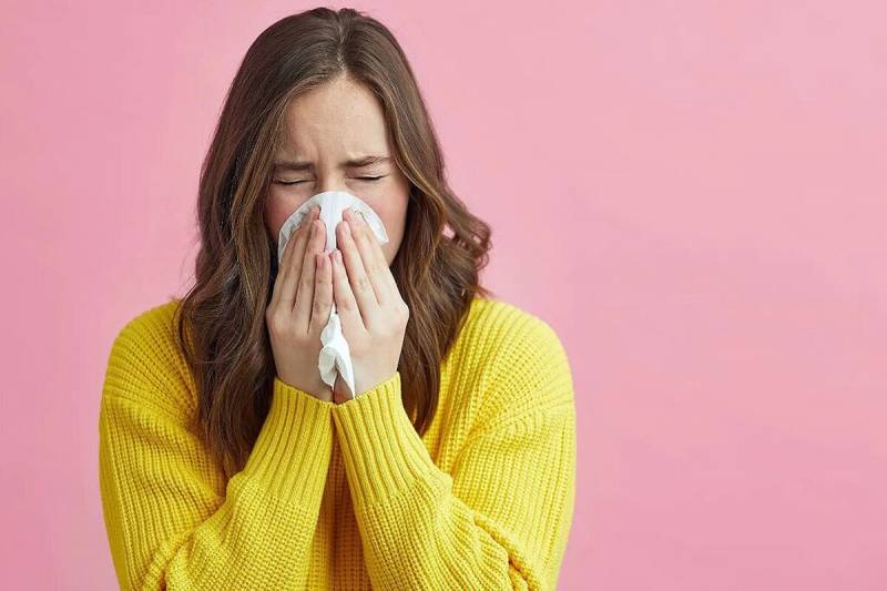 این اشتباه در هنگام عطسه می‌تواند مرگبار باشد